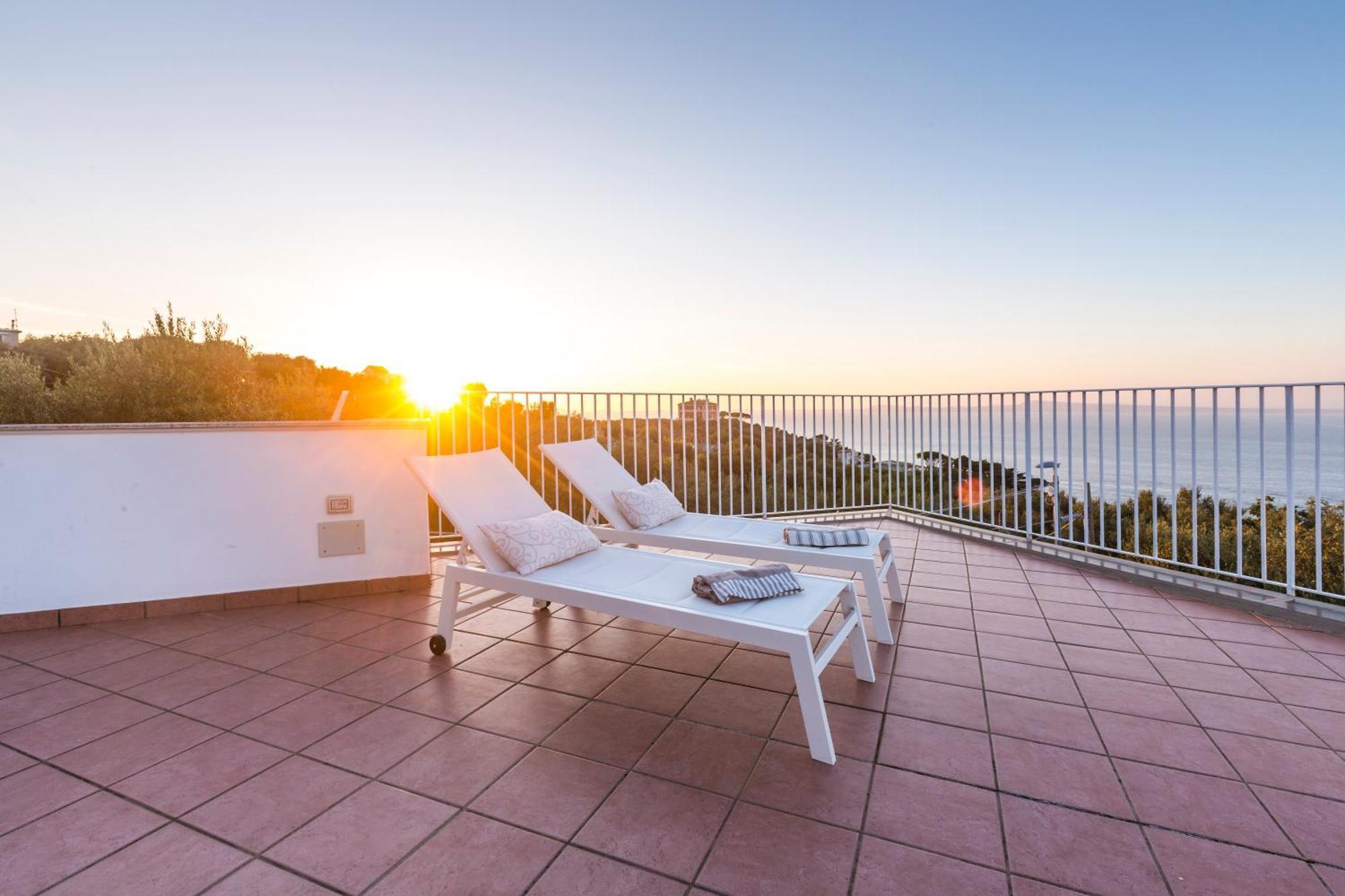 Вілла La Terrazza Sul Golfo Сорренто Екстер'єр фото